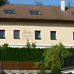 Casa de hóspedes V Podzámčí 3*