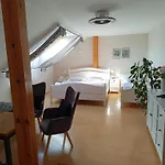 V Podzámčí Casa de hóspedes Litomyšl