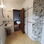 V Podzamci Gasthuis
