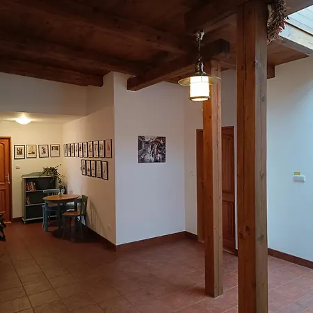 V Podzamci Guest house
