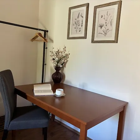 V Podzámčí Casa de hóspedes Litomyšl