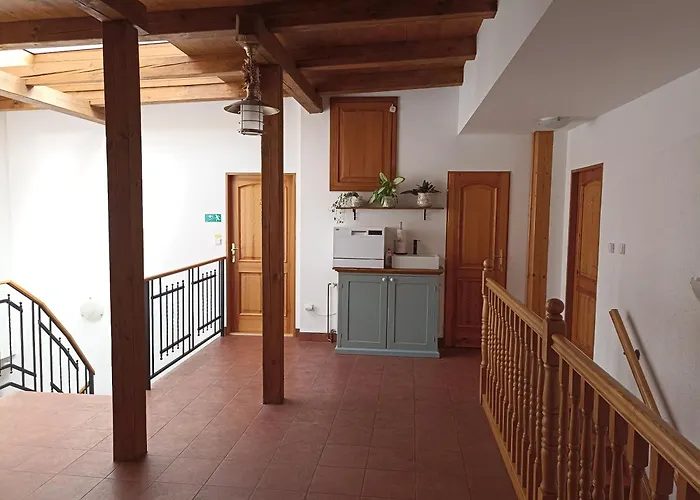 V Podzamci Maison d'hôtes