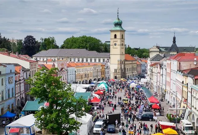 V Podzamci